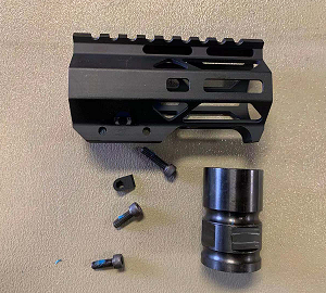 AR-15 Pistol Size 4'' Mlok Handguard -build in handstop