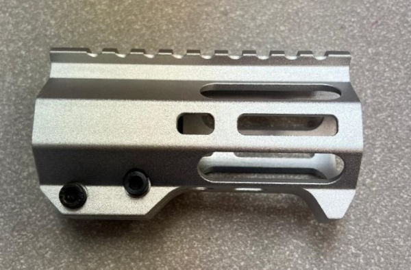 4 INCH HG with BUILT N HNDSTP SVLR